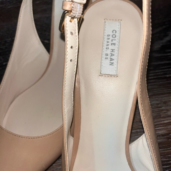 Cole Haan slingback pump heels - Picture 5 of 5